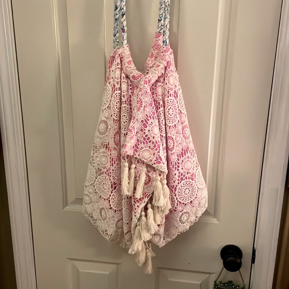 Crochet pink and cream summer bag